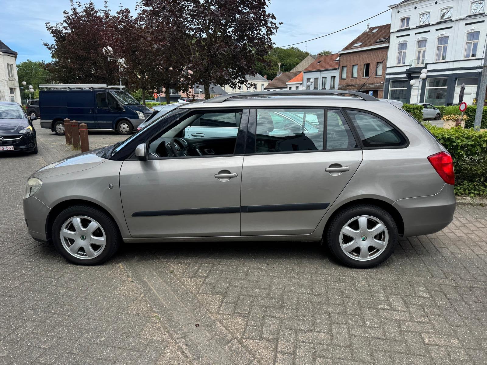 Skoda fabia break, Autos, Skoda, Achat, Break, Automatique, Particulier