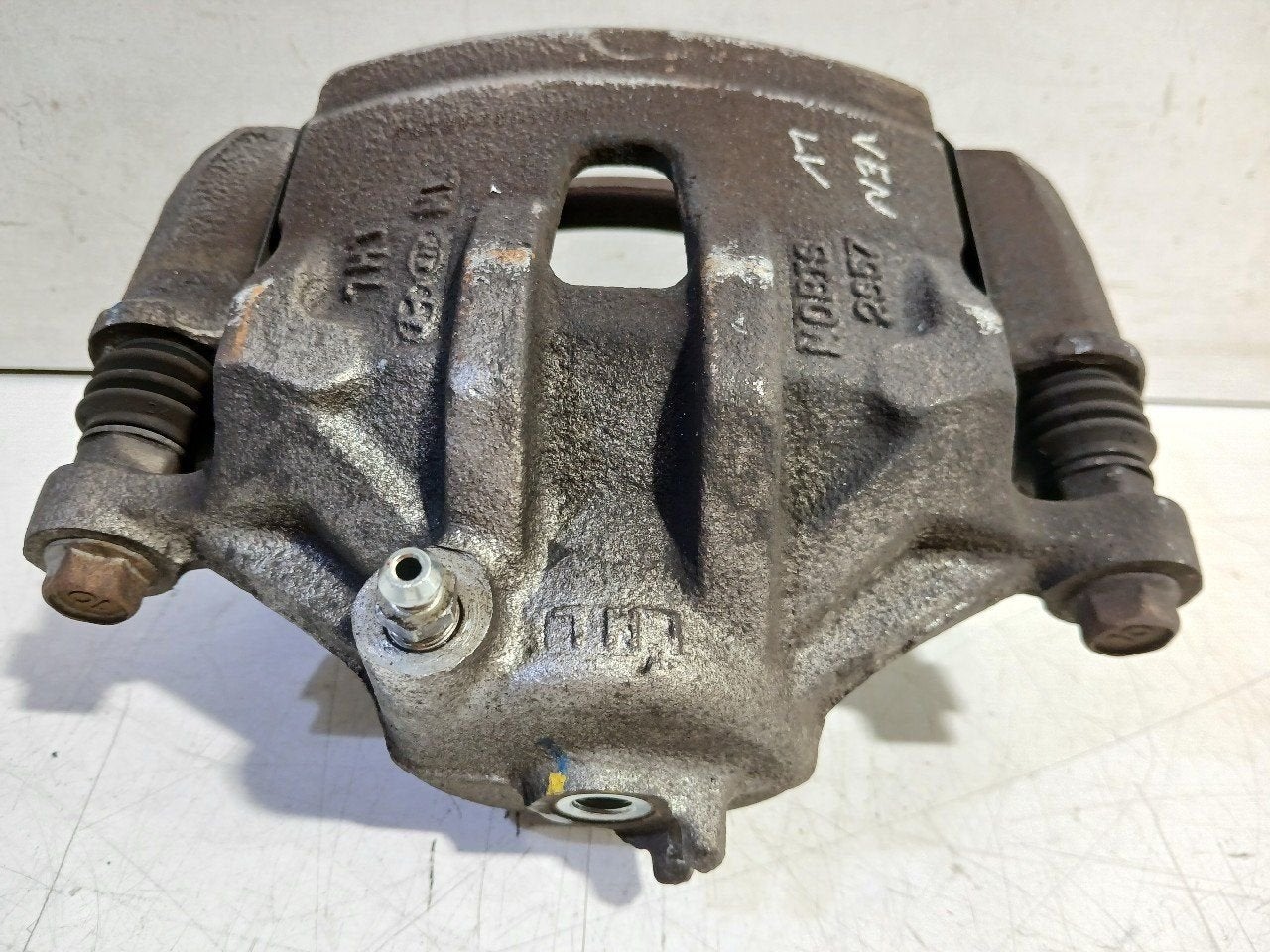 Remklauw links voor Hyundai iX 20, Onderdelen@venauto.nl, Van der Ven Autorecycling B.V., Gebruikt, Ettenseweg 76, 4706 PB Roosendaal, The Netherlands