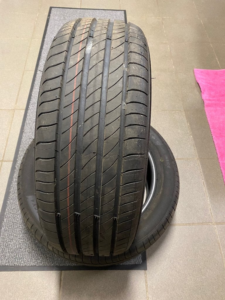 PNEUS MICHELIN 195/55/16 Primacy4, Ophalen, 16 inch, Nieuw, Band(en)