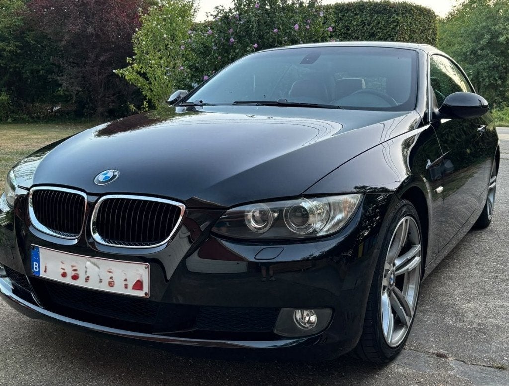 BMW 320i Cabrio 2008 | 116.000 km + high-end audio-upgrade!, Auto's, BMW, 4 zetels, Achterwielaandrijving, 4 cilinders, Cabriolet