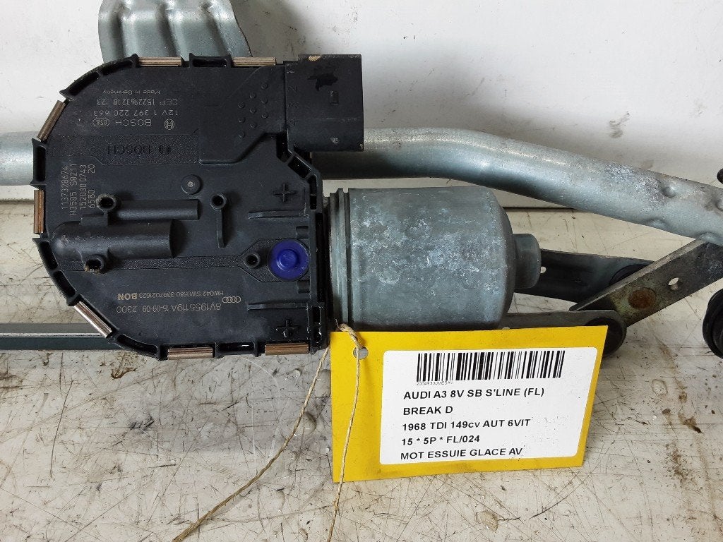 RUITENWISSERMOTOR VOOR Audi A3 Sportback (8VA / 8VF), Gebruikt, Mevr. I. Hauben, Audi, Rue de l'Espoir 34 34
4030  GRIVEGNÉE, BE