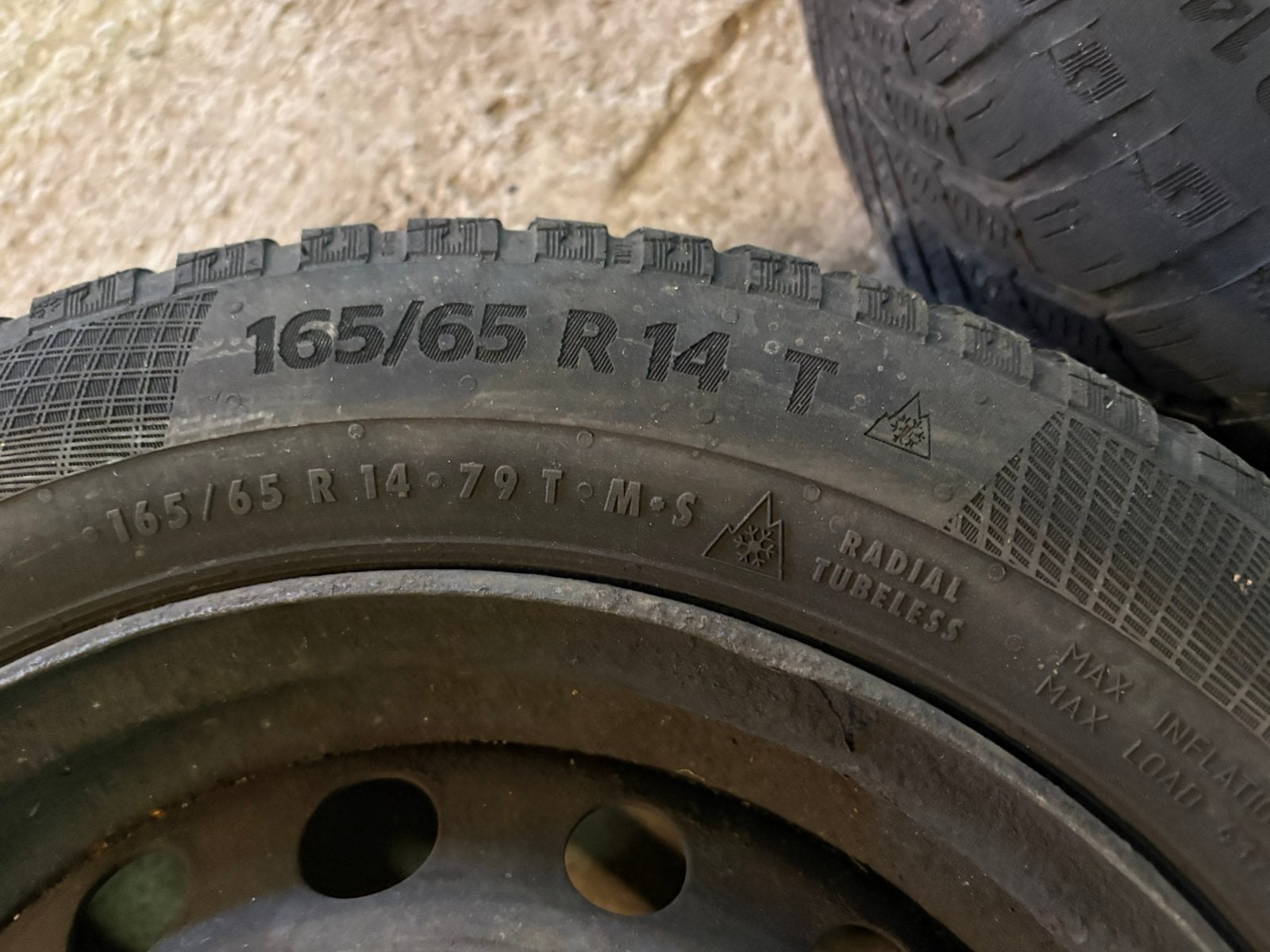 PNEUS + JANTES 165/65 R14 T, Autos : Pièces & Accessoires, 14 pouces, Pneus et Jantes, Pneus hiver, Enlèvement