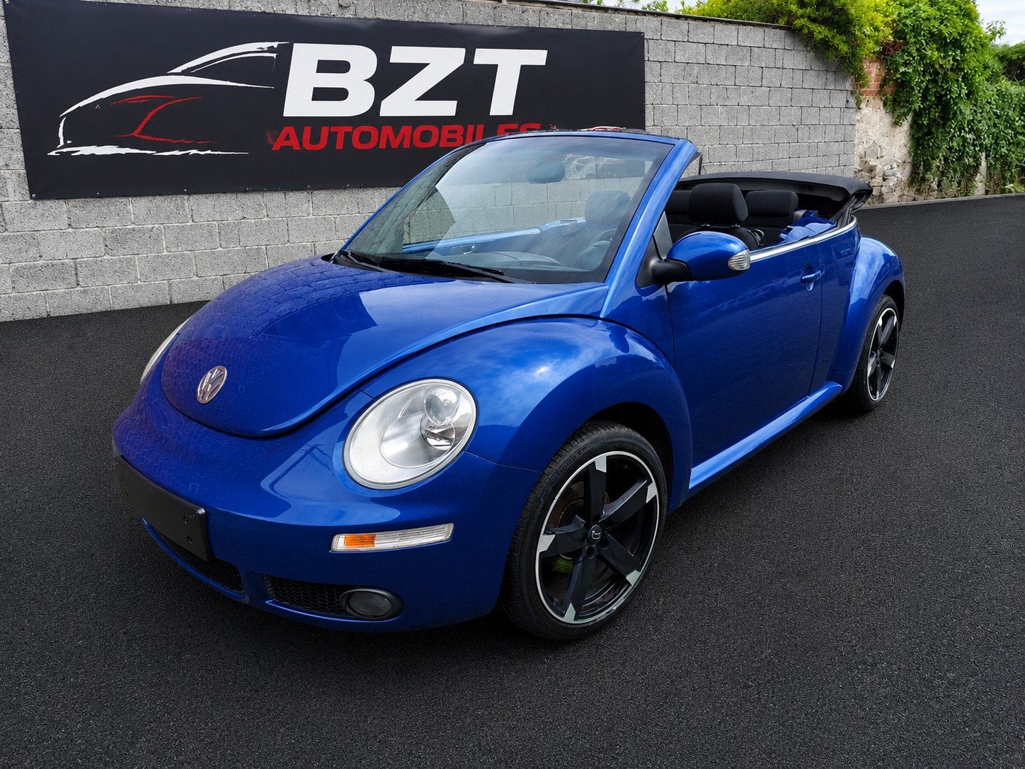 VW New Beetle Cabriolet 1.6 benzine klaar voor registratie, Cabriolet, Leder, Handgeschakeld, Particulier