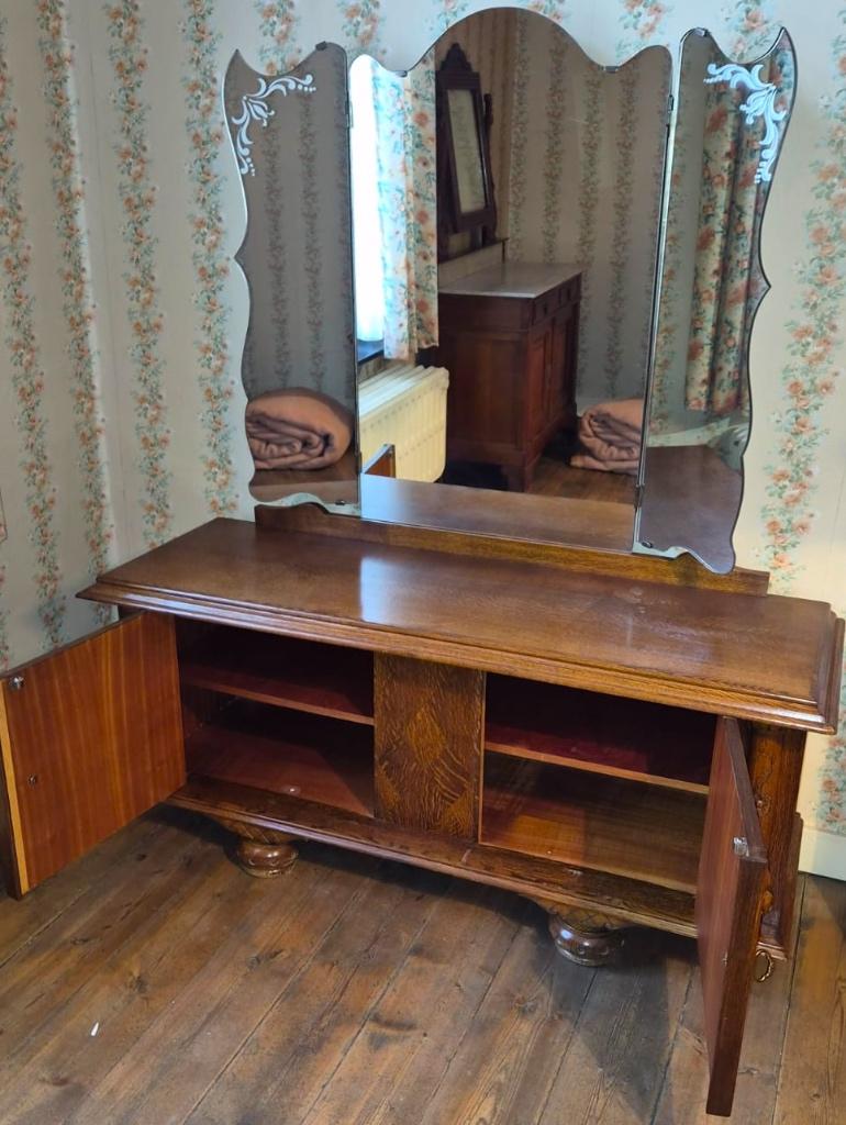 meuble coiffeuse, Enlèvement, Chêne