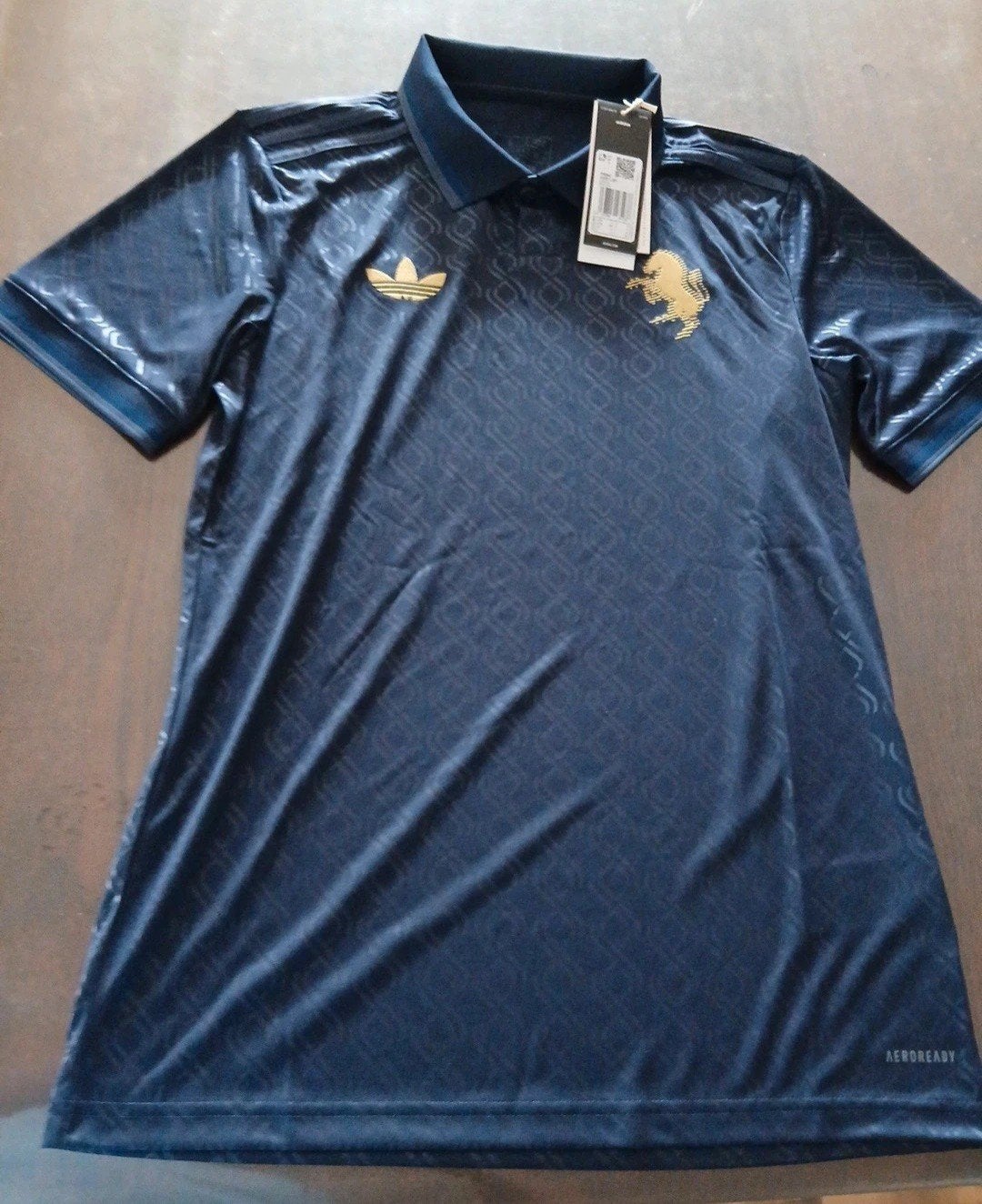 voetbaltrui juventus nieuw! mt S, Vêtements | Hommes, Vêtements de sport, Enlèvement ou Envoi
