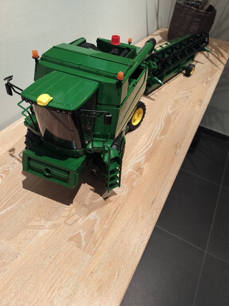 Bruder John Deere T670i Maaidorser (02132), Ophalen, Zo goed als nieuw