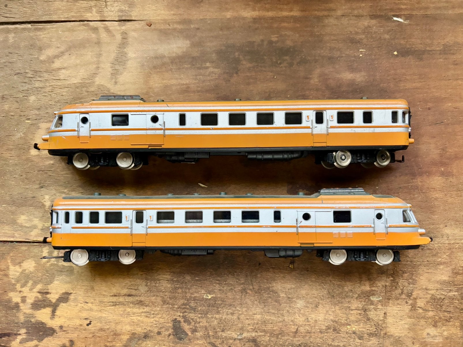 Autorail SNCF RGP Orange Lima HO, Hobby & Loisirs créatifs, Trains miniatures | HO, Enlèvement ou Envoi, Comme neuf, Lima
