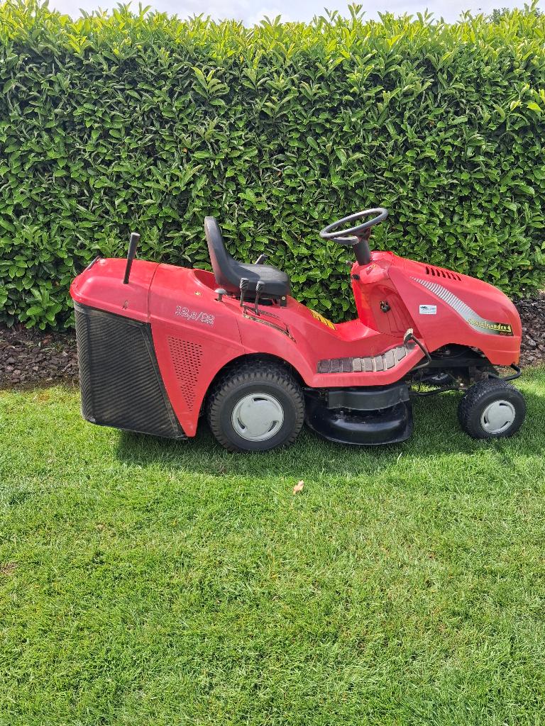 Zitmaaier, Tuin en Terras, Zitmaaiers, Ophalen, Gebruikt, Castel garden, 90 tot 120 cm
