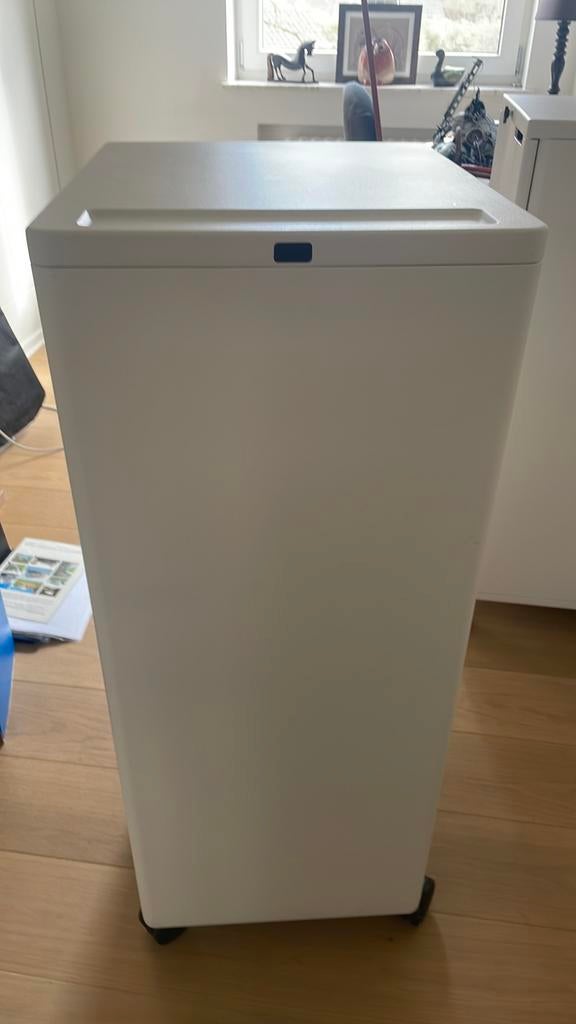 VITRA bureau kast metaal op wieltjes, wit., Ophalen, Zo goed als nieuw