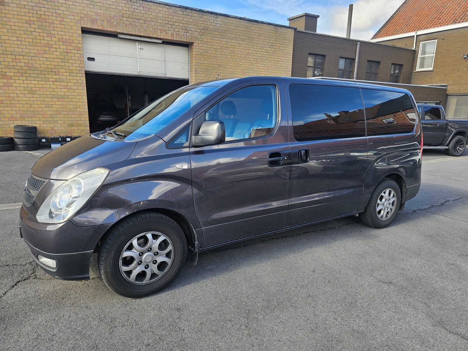 Hyundai H1 double cab, Autos, Achat, Entreprise, Boîte manuelle, Entretenue par le concessionnaire