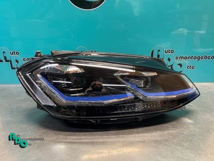 Koplamp rechts van een Volkswagen E-Golf (E-Golf 14-), Auto-onderdelen, Gebruikt, -, Volkswagen, -