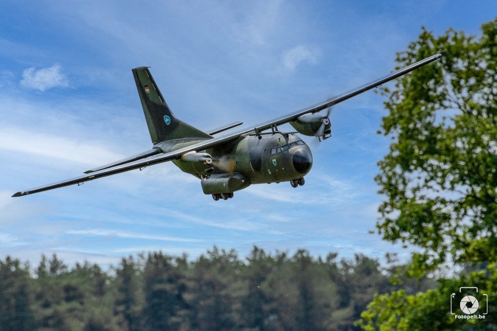 Transall C160 van 4 meter span prijs verlaagd., Hobby en Vrije tijd, Ophalen, Gebruikt, Benzine