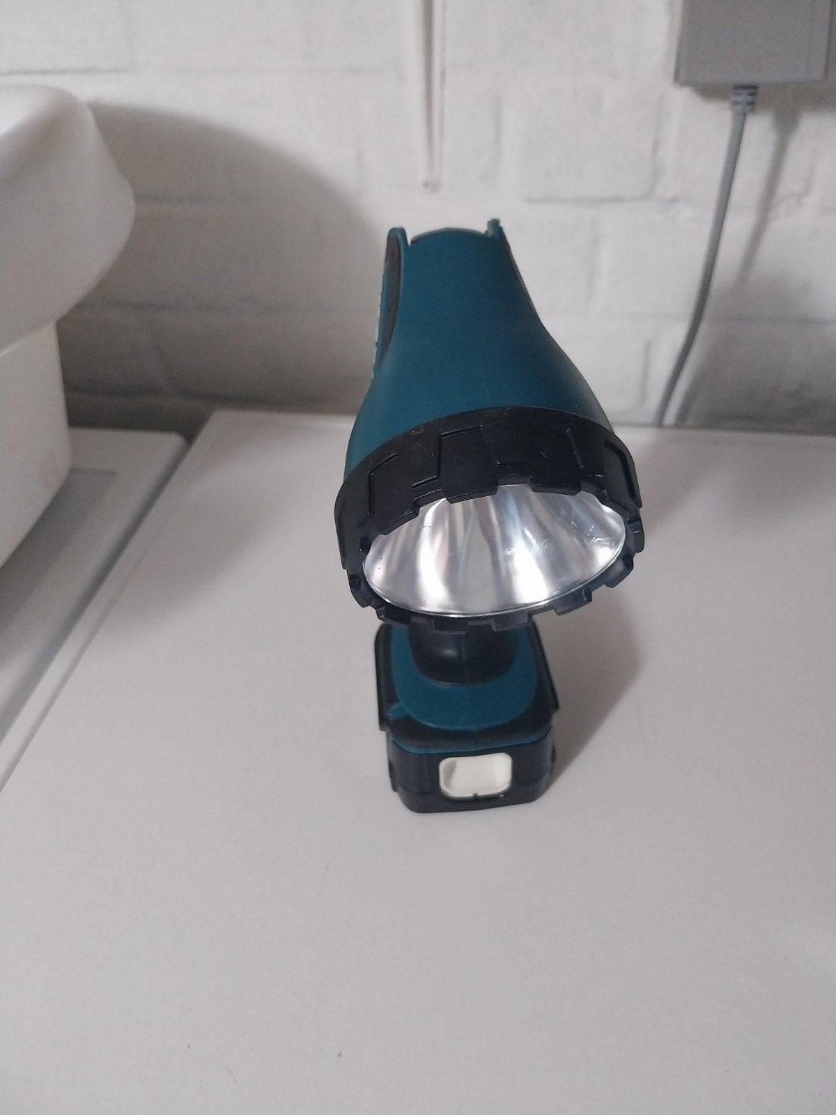 lampe makita, Enlèvement