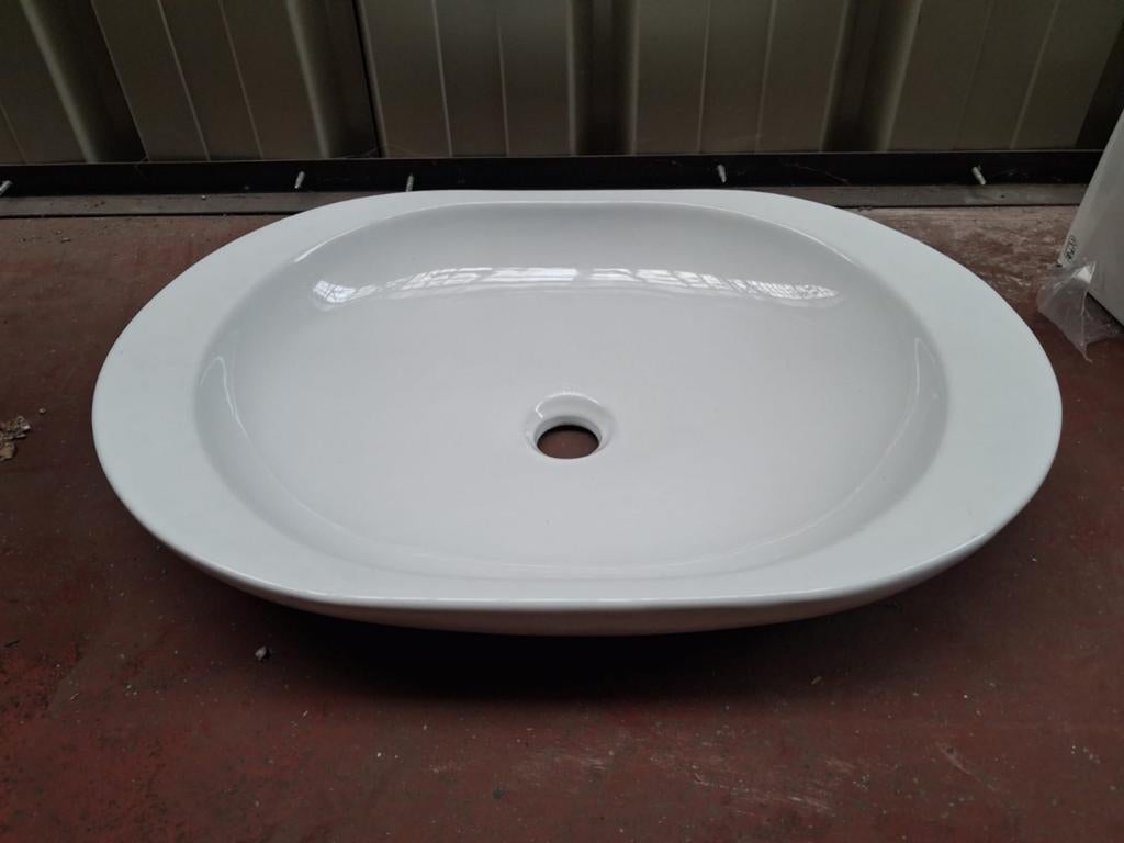 Vasque ovale en céramique  blanche  neuve  60*40 cm - 90€, Maison & Meubles, Enlèvement ou Envoi
