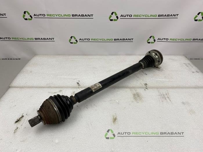 Arbre de transmission avant droit d'un Volkswagen Touran, -, 3 mois de garantie, Utilisé, -
