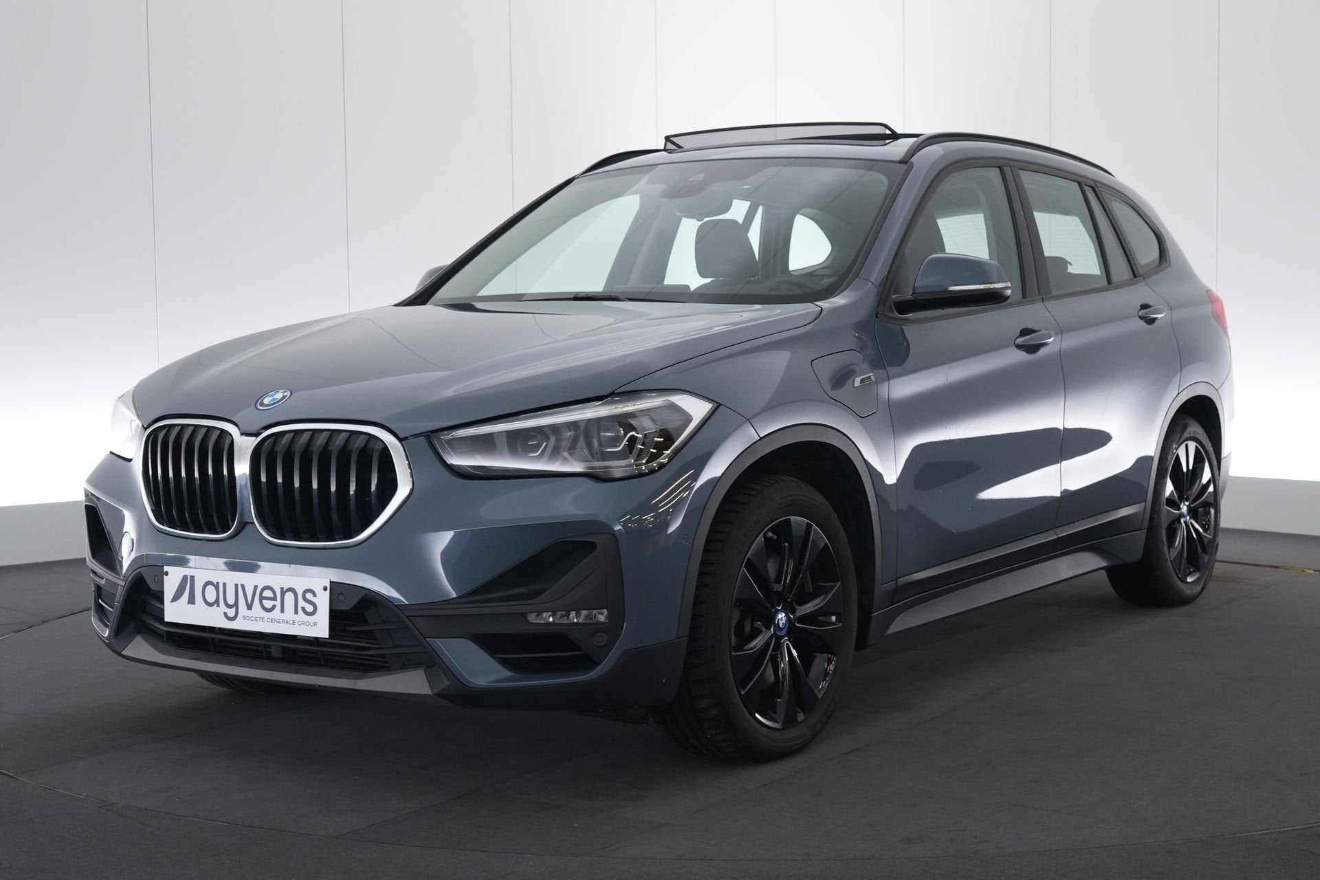 (2BMY593) BMW X1, X1, Argent ou Gris, Achat, 42 g/km