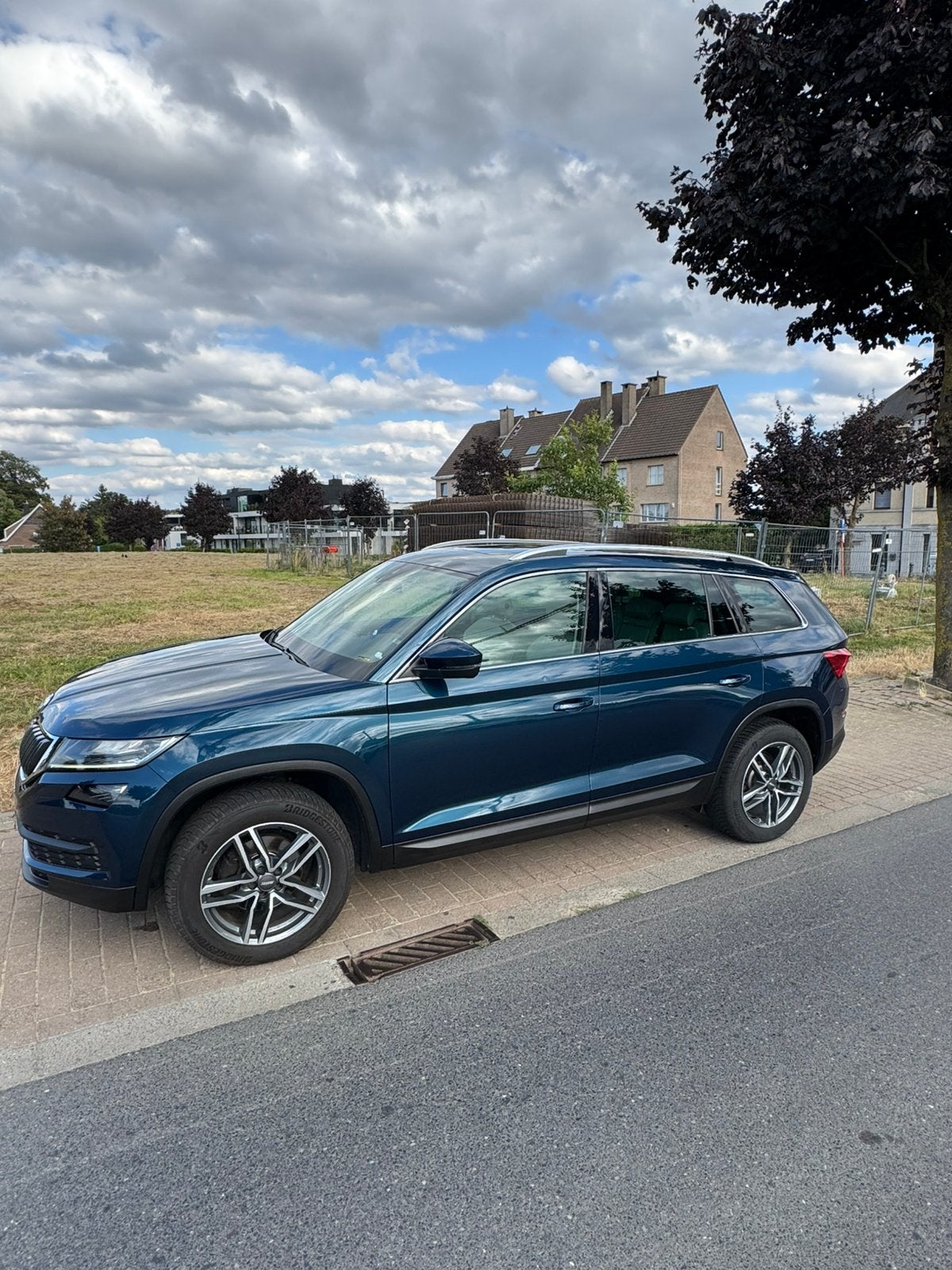 Tres belle Skoda Kodiaq DSG 2,0l diesel 7pl + crochet de rem, Autos, Cuir, Achat, 7 places, 1968 cm³