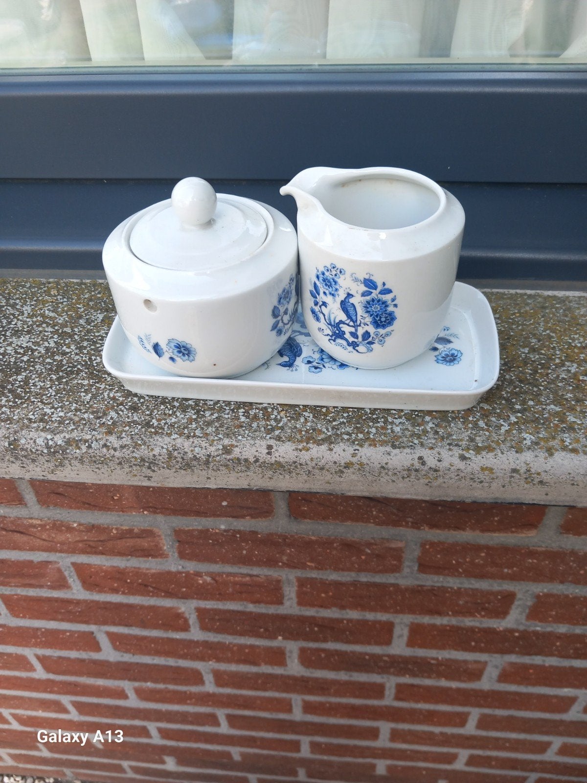 melk en suikerpotje, Enlèvement