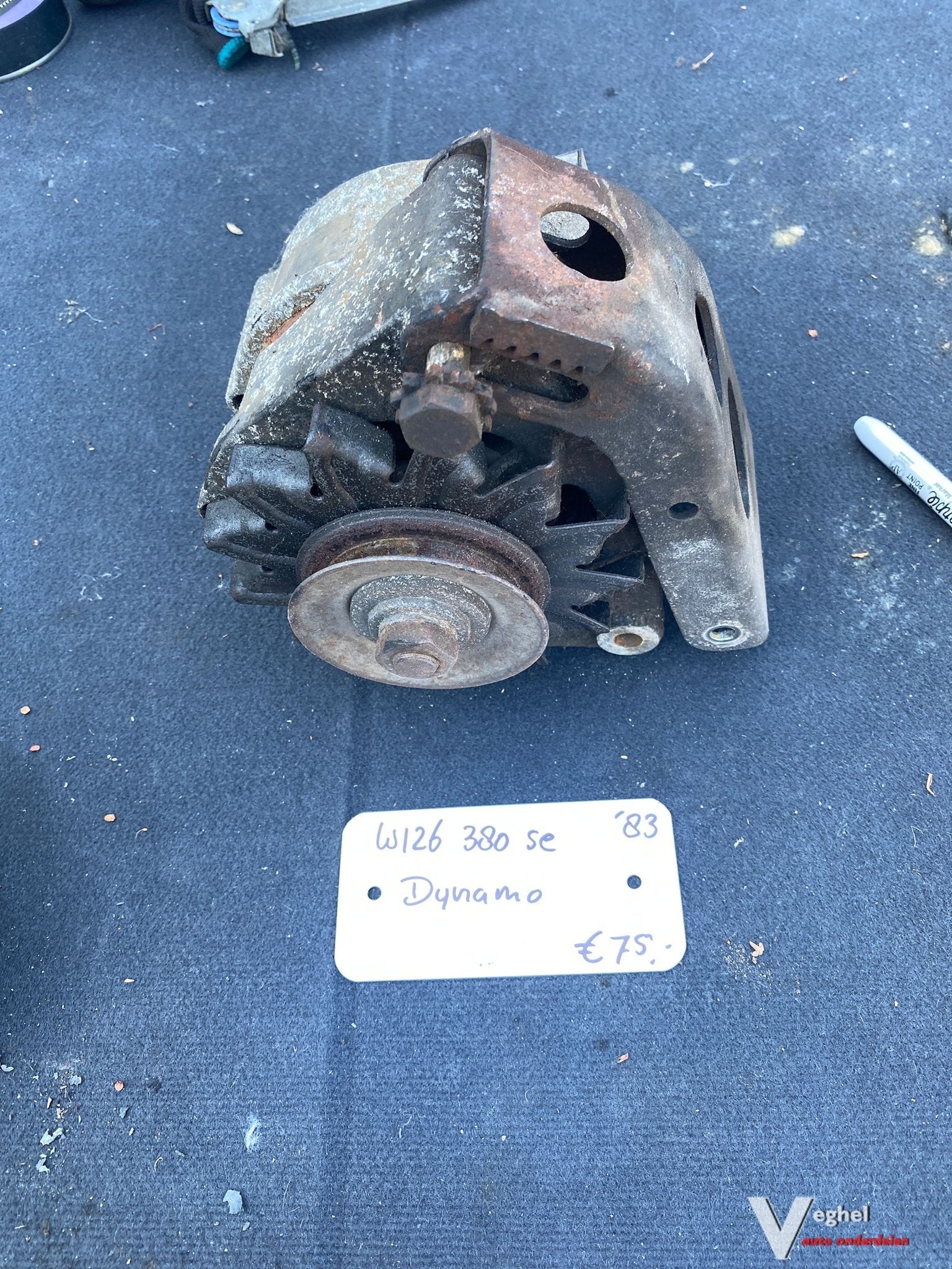 Mercedes W126 380 SE 1983 Dynamo, -, Utilisé, -, -