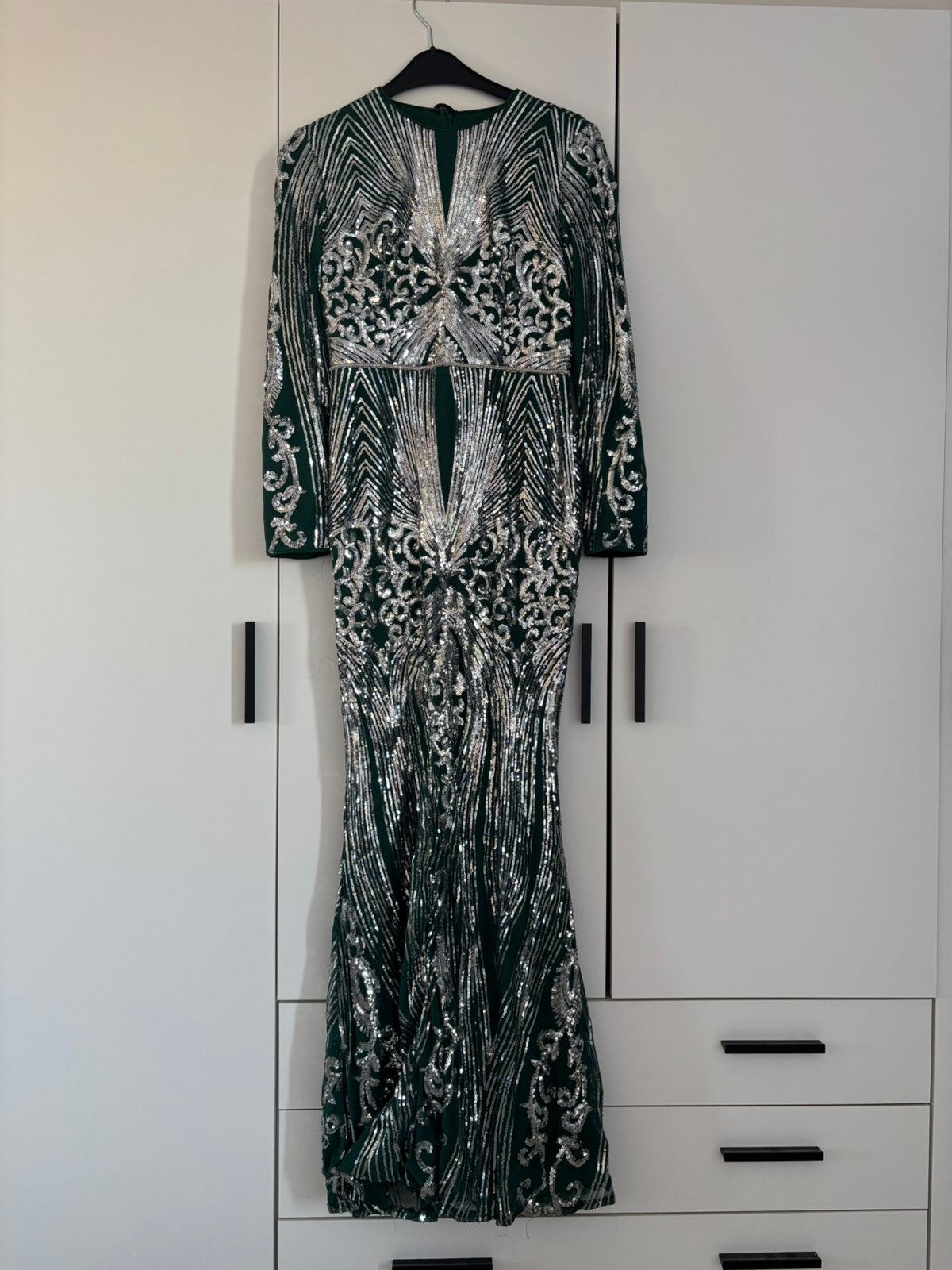 Groene Galajurk met Zilveren Pailletten - 1x gedragen, Kleding | Dames, Maat 42/44 (L), Ophalen of Verzenden, Zo goed als nieuw