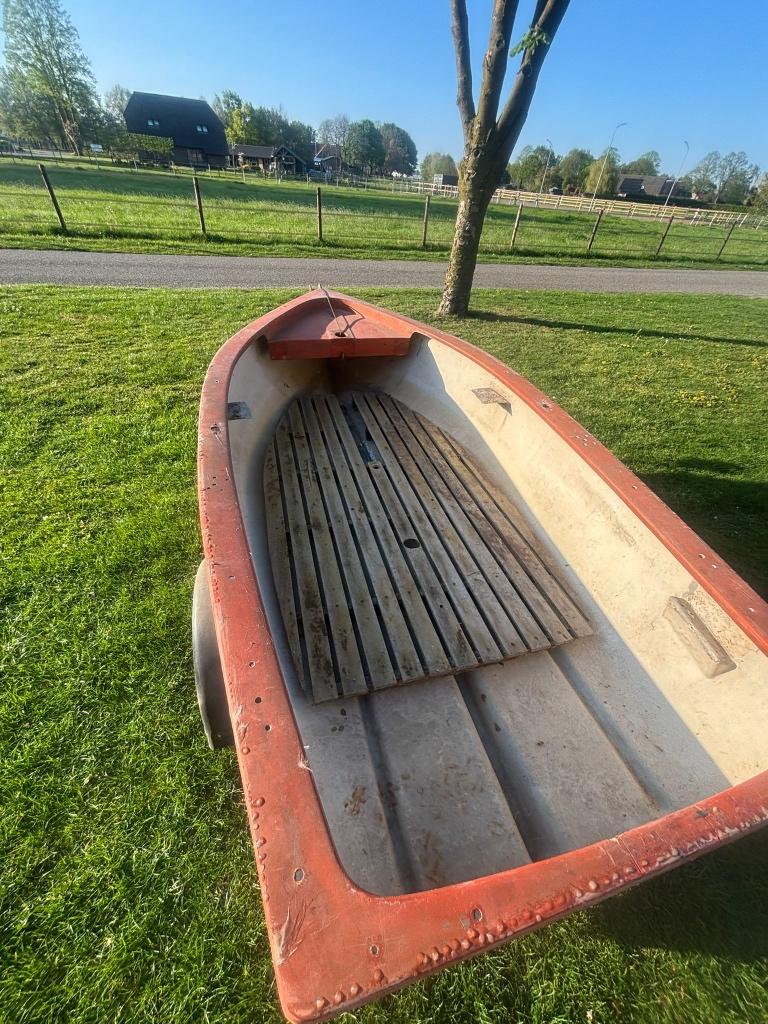 Bateau rénové avec remorque, Sports nautiques & Bateaux, Sports Nautiques & Bateaux Autre, Enlèvement, Utilisé