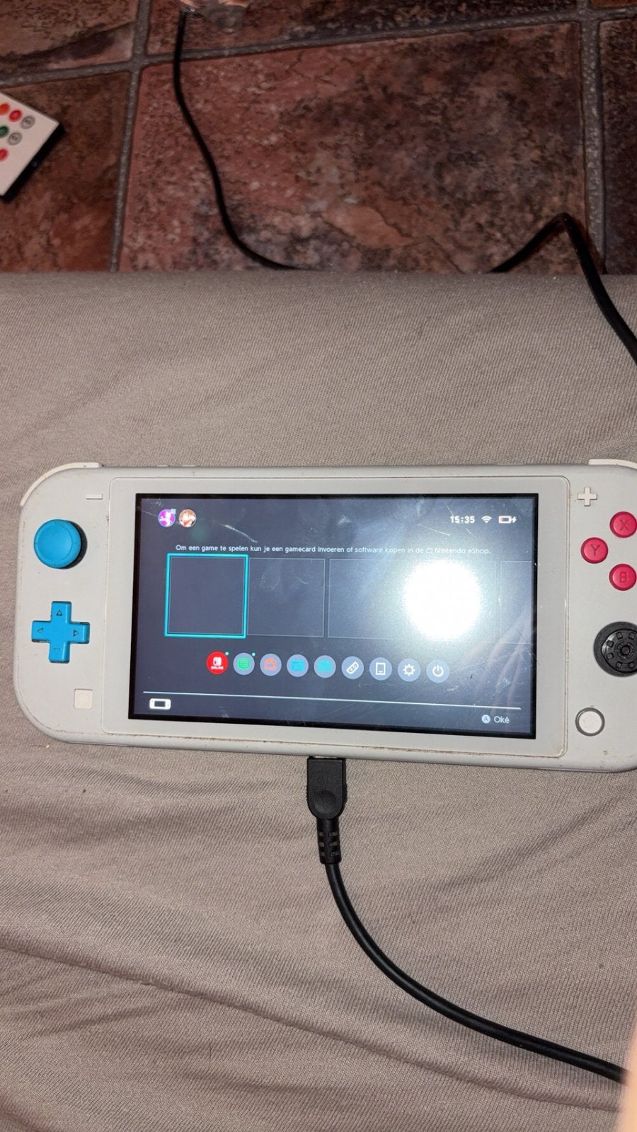 Nintendo switch lite, Enlèvement