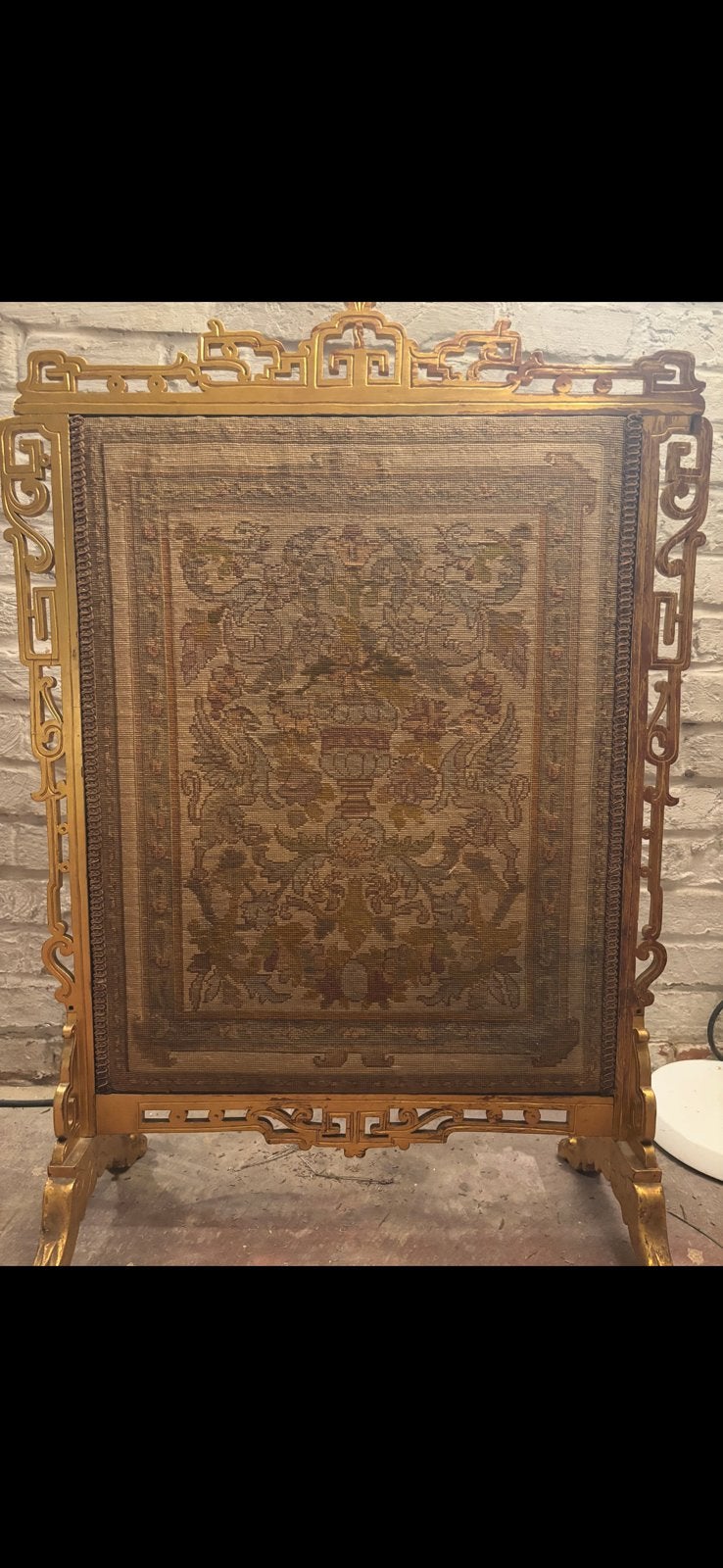 Cheminée ancienne avec tapisserie et cadre en bois doré, Enlèvement