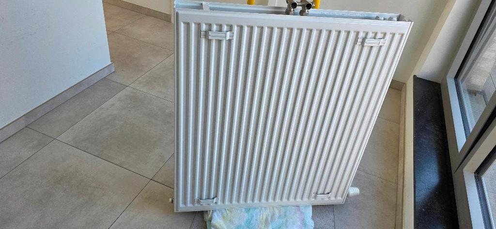 Radiator met thermostatische kraan in perfecte staat, Ophalen, Radiator