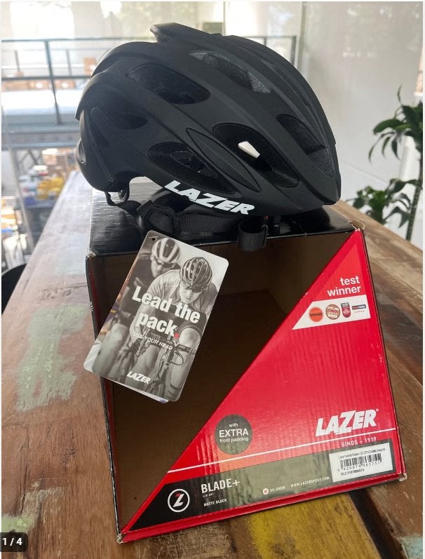 Casque de vélo New Lazer Blade+ - noir mat, Vélos & Vélomoteurs, Accessoires vélo | Casques de vélo, Neuf, Homme ou Femme, M, Enlèvement ou Envoi
