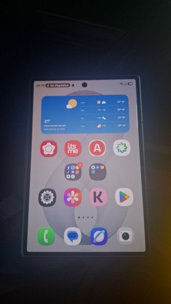 Echange Samsung zfold 8 blanc 256gb, Enlèvement, Neuf, Blanc, Sans abonnement