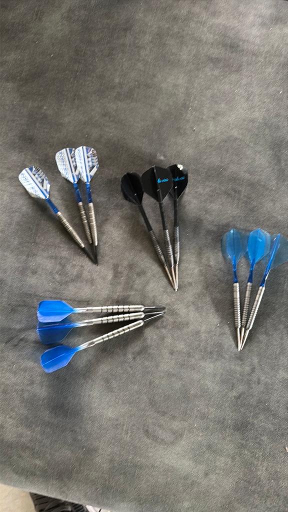 Dartspijlen te koop, Sport en Fitness, Darts, Ophalen, Zo goed als nieuw