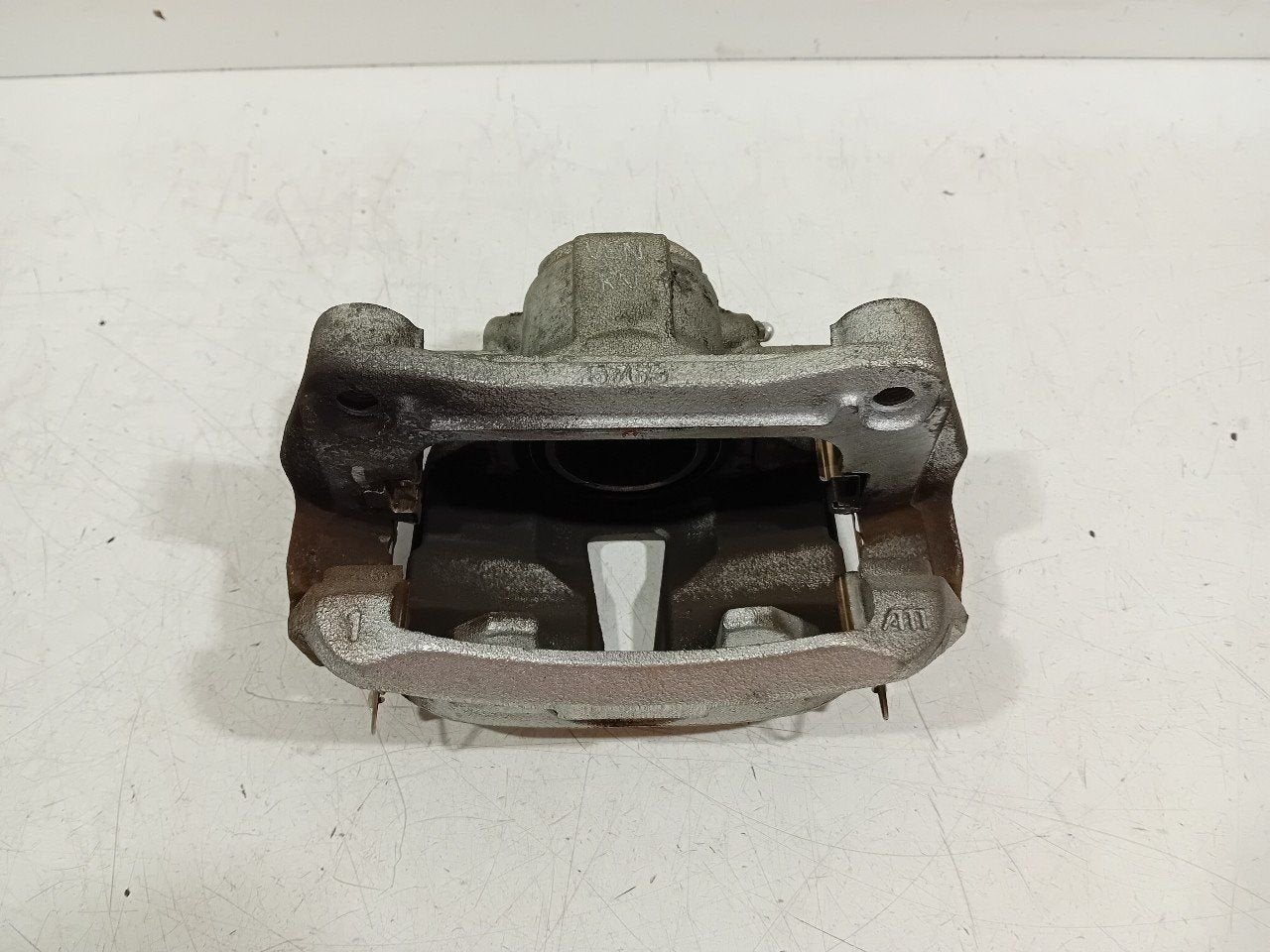 Remklauw rechts voor Renault Captur, Onderdelen@venauto.nl, Van der Ven Autorecycling B.V., Gebruikt, Ettenseweg 76, 4706 PB Roosendaal, The Netherlands