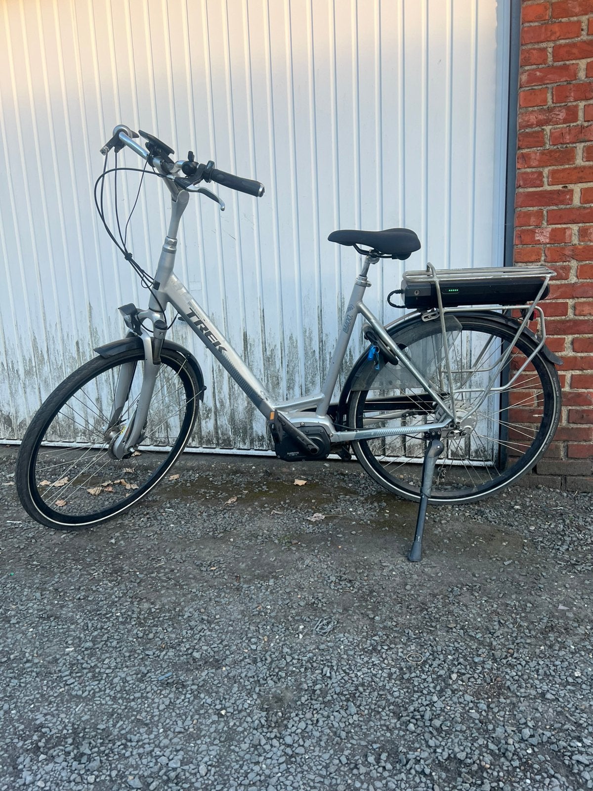 Trek à vélo électrique avec moteur central Shimano, Enlèvement, Comme neuf