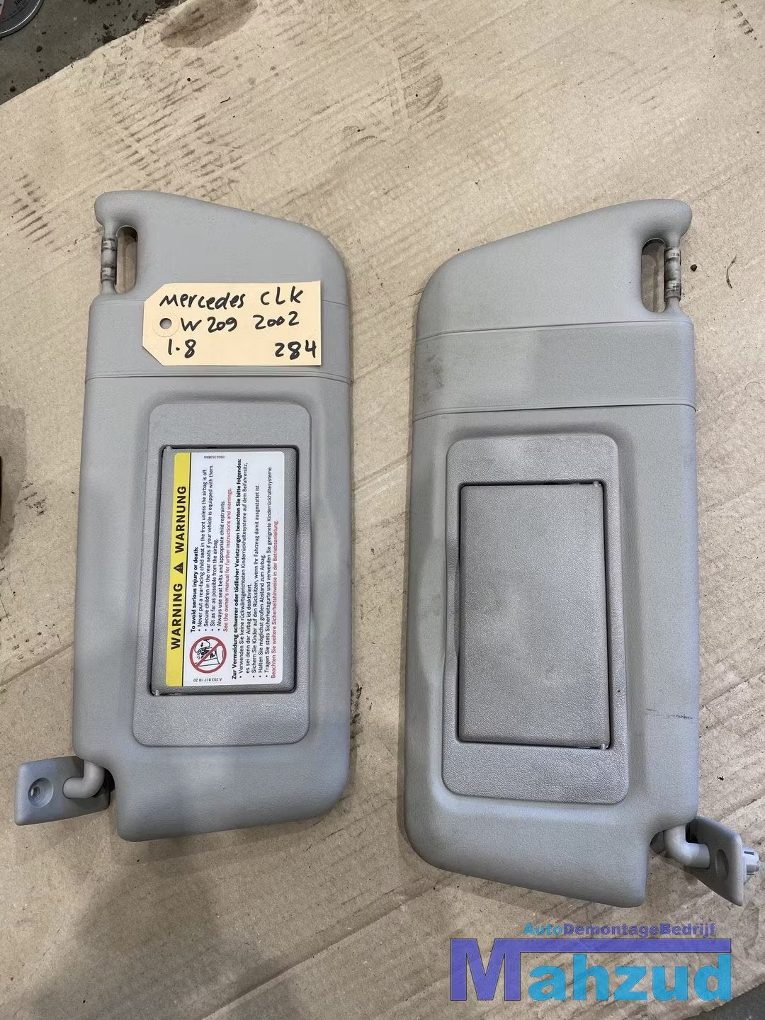 MERCEDES CLK W209 W203 Zonneklep links rechts A2038171820, Auto-onderdelen, Gebruikt, Mercedes-Benz AG, Mercedes-Benz, Mercedesstrasse 120
70372  Stuttgart, DE