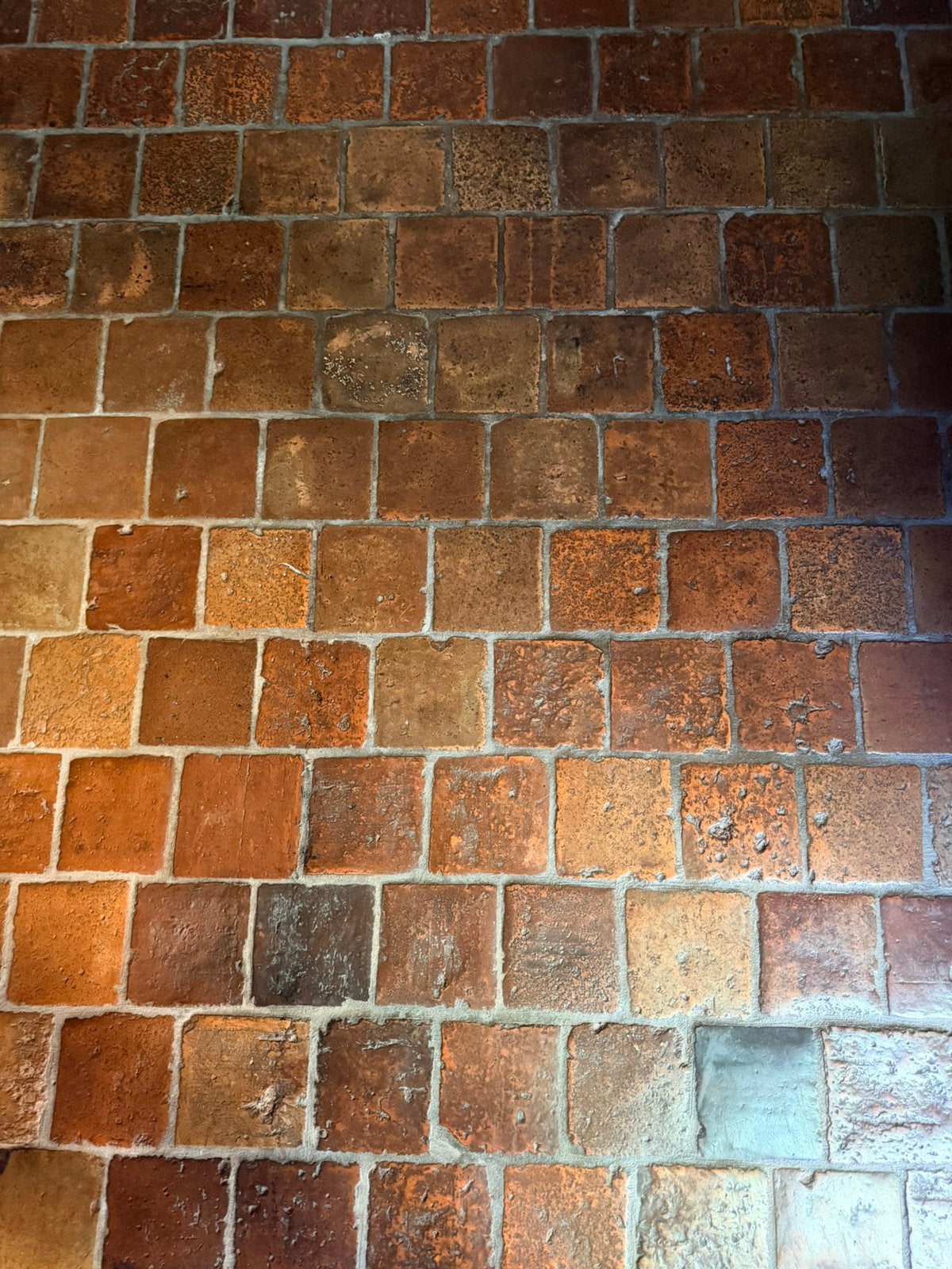 Zeer grote rustieke tegelvloer. Warme terracota kleur. 200m2, Ophalen, Zo goed als nieuw, Vloertegels
