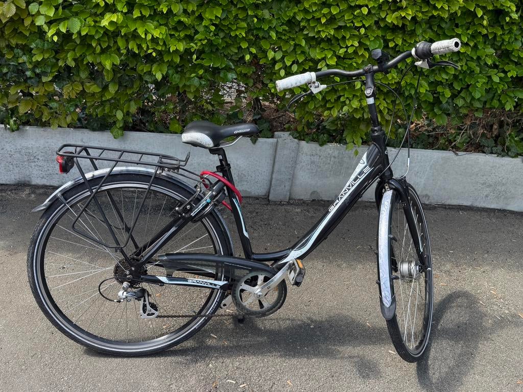 Goede dames fiets werk prima zonder  probleem, Ophalen, Zo goed als nieuw, Velgrem, Versnellingen