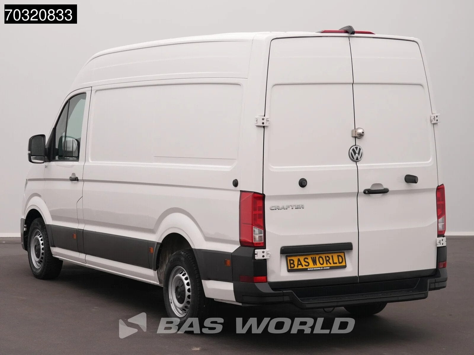 Volkswagen Crafter 140pk Automaat L3H3 Airco Cruise Camera P, Auto's, Bestelwagens en Lichte vracht, Automaat, Stof, Gebruikt