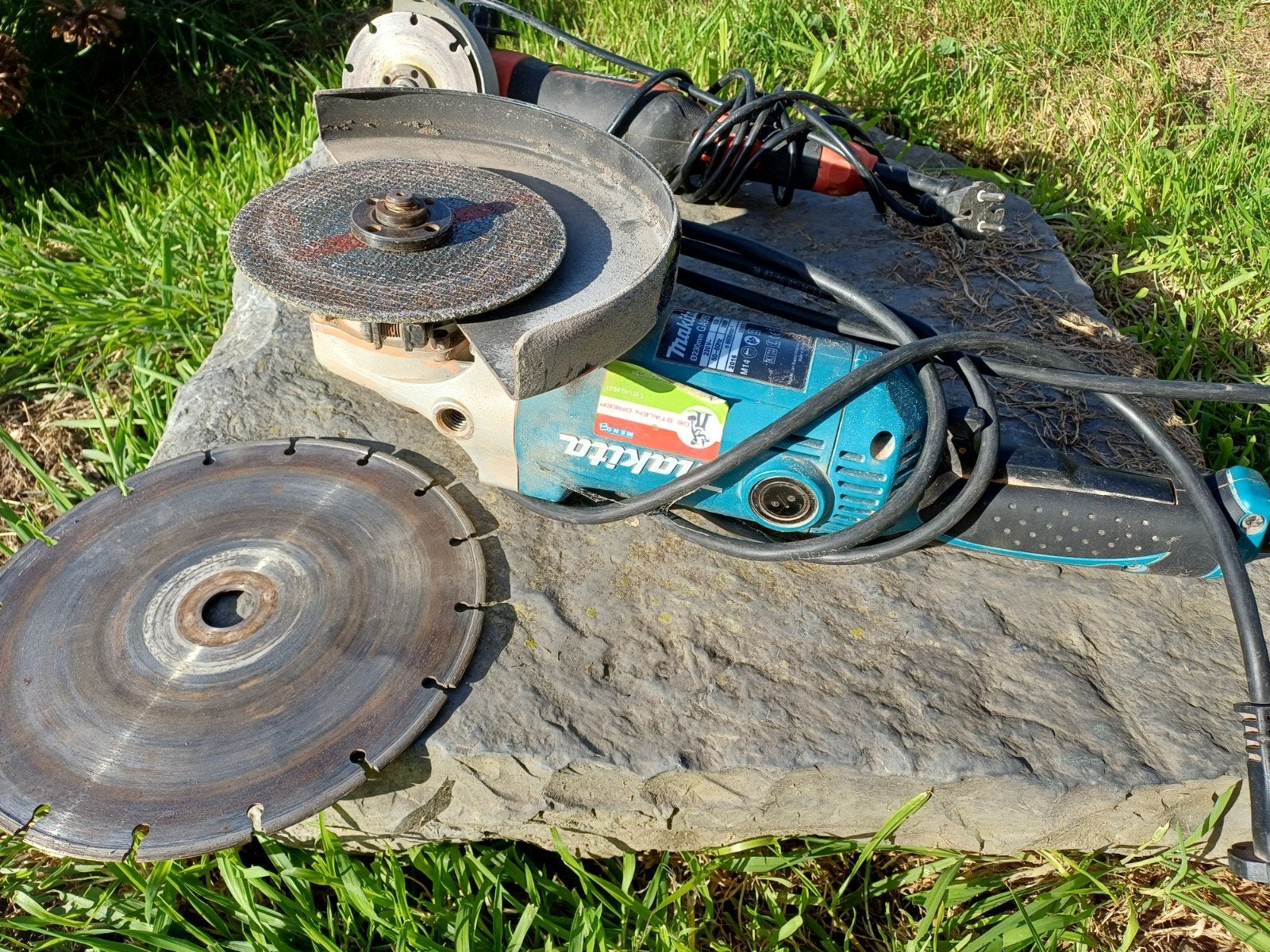 Haakse slijper Makita, Doe-het-zelf en Bouw, Ophalen, Gebruikt