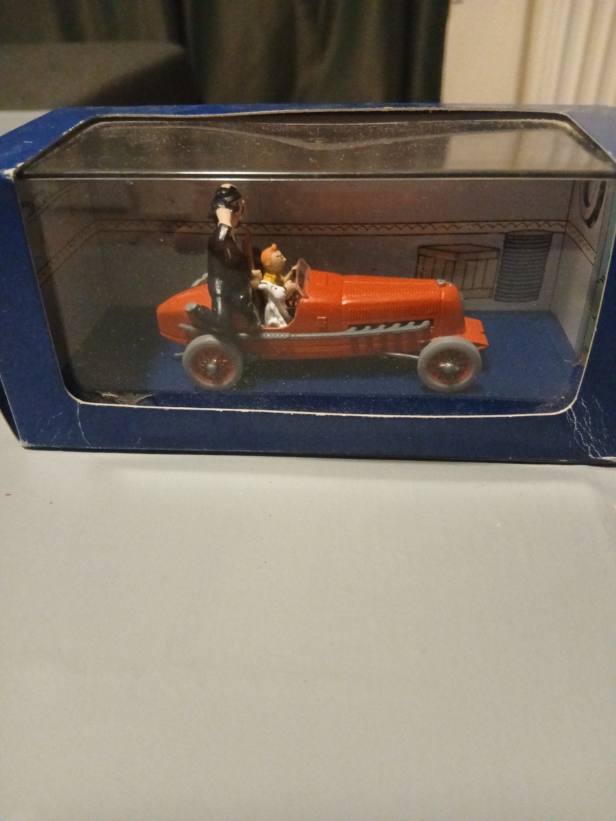 2 verzamel objecten kuifje, Hobby en Vrije tijd, Modelauto's | 1:43, Ophalen of Verzenden