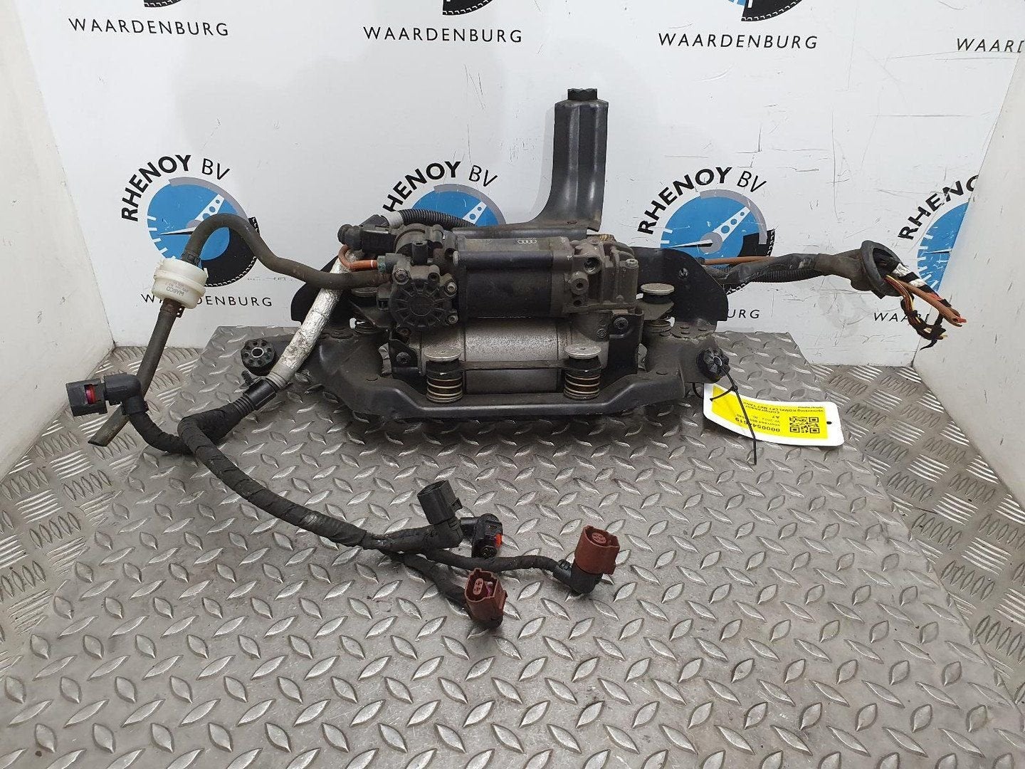 AUDI A7 4.0TFSI 5HB QUATTRO PROLINE  COMPRESSOR LUCHTVERING, Autos : Pièces & Accessoires, Autres pièces automobiles, Utilisé