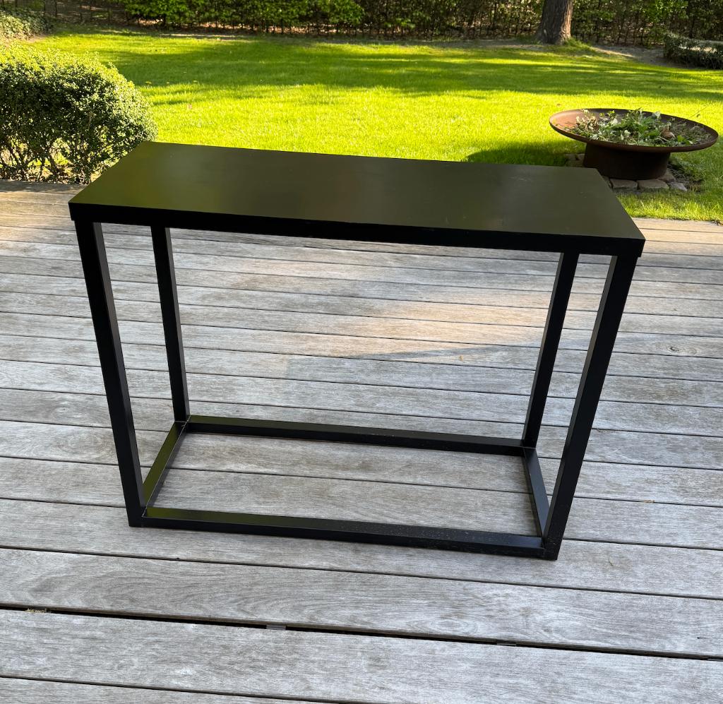 zwart metalen console tafel/ bijzettafel, Enlèvement, Utilisé, Métal ou Aluminium, 75 cm ou plus