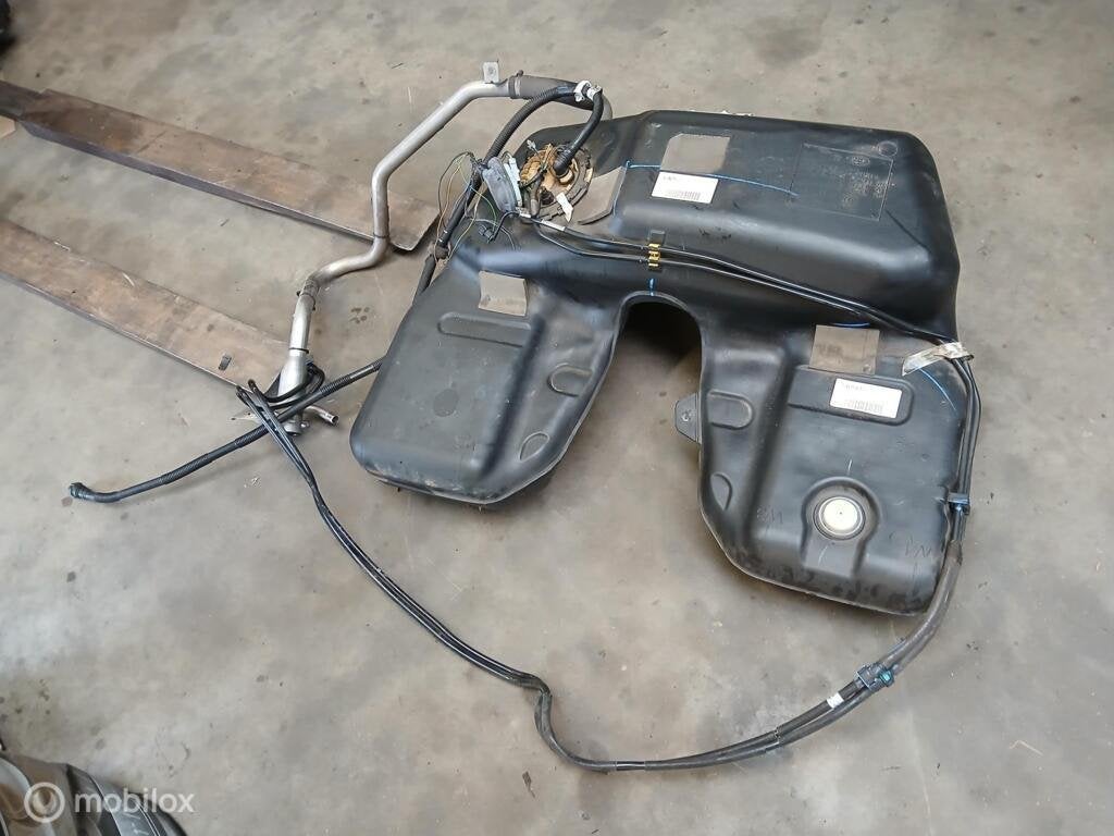 Dieseltank Range Rover L405 L494 Diesel Brandstof Tank Pomp, Land Rover, Land Rover, Enlèvement ou Envoi, Utilisé