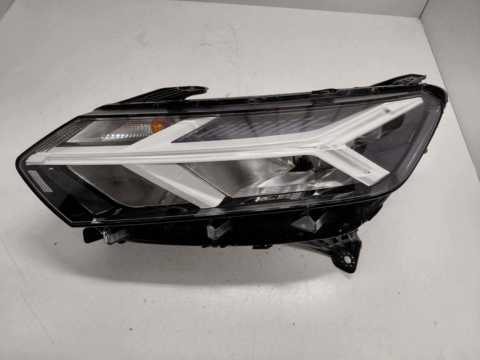 Dacia Sandero III, Logan III, Jogger Koplamp Links 260602561, Dacia, Gebruikt, Automobile-Dacia SA, Dacia.contact@daciagroup.com