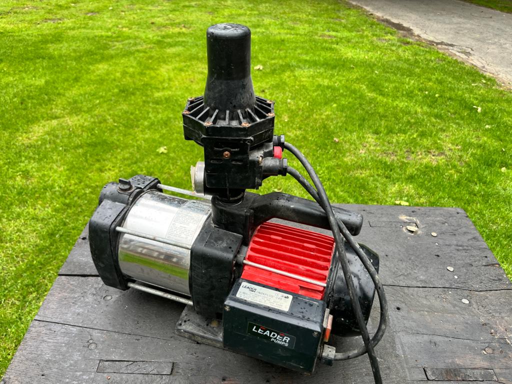 Hydrofoor, Tuin en Terras, Waterpompen, Ophalen, Gebruikt, Elektrisch, Hydrofoorpomp