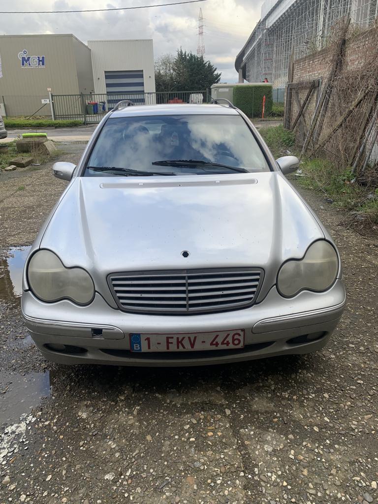 Mercedes C klasse 220 CDI w203 BREAK, Stof, Zwart, 4 cilinders, 5 deurs