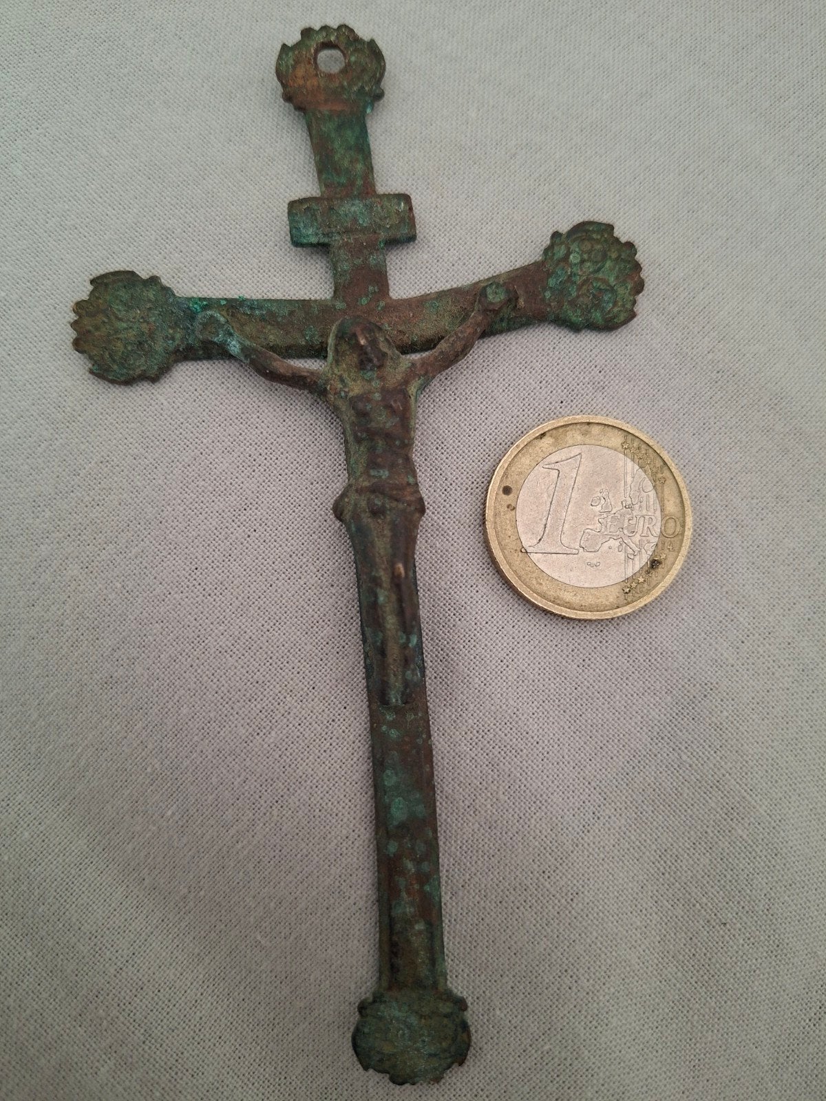 Kruisbeeld bodemvonst provence, Ophalen