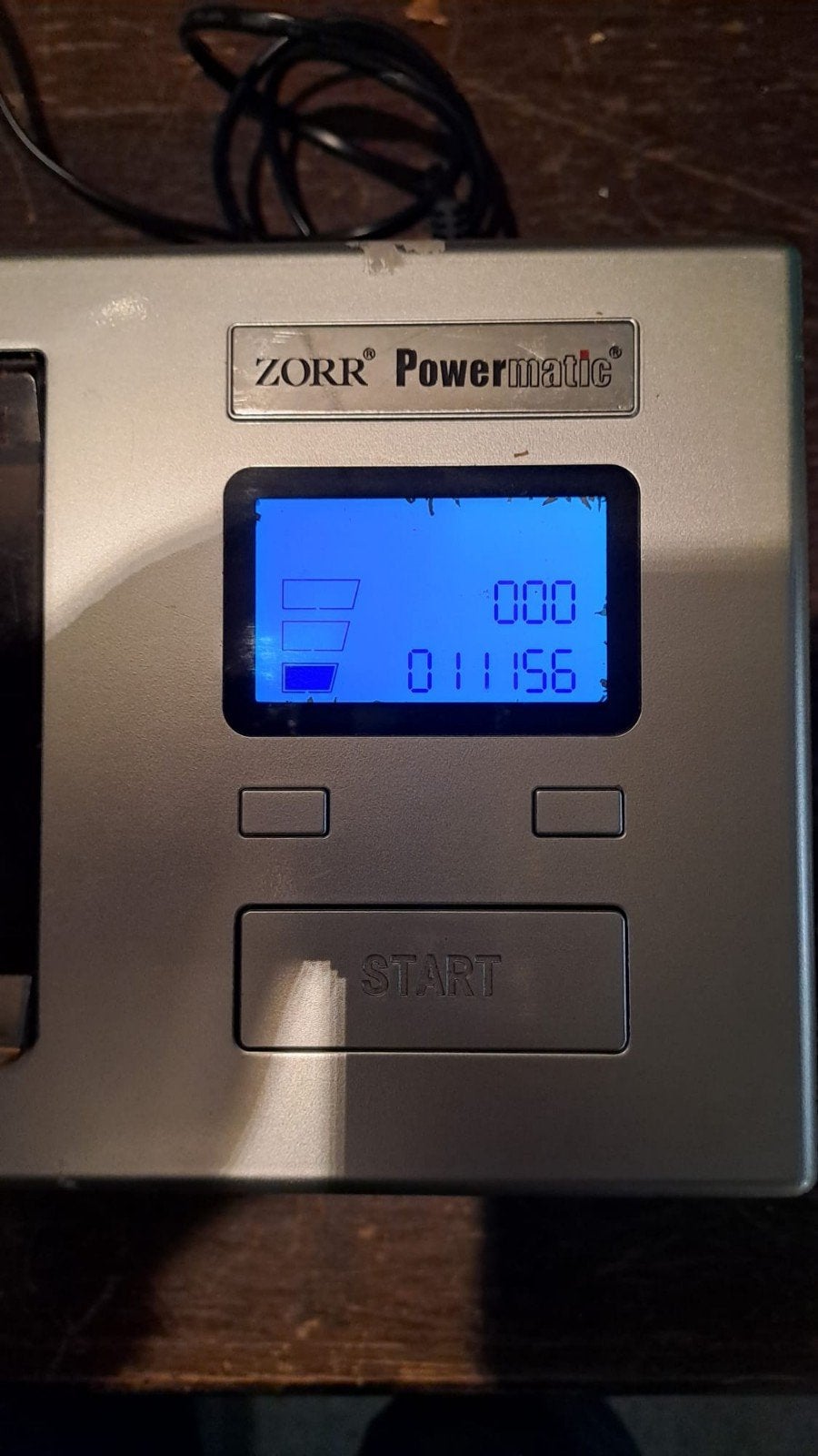 Vol automatisch sigaretten rolmachine, Enlèvement, Utilisé