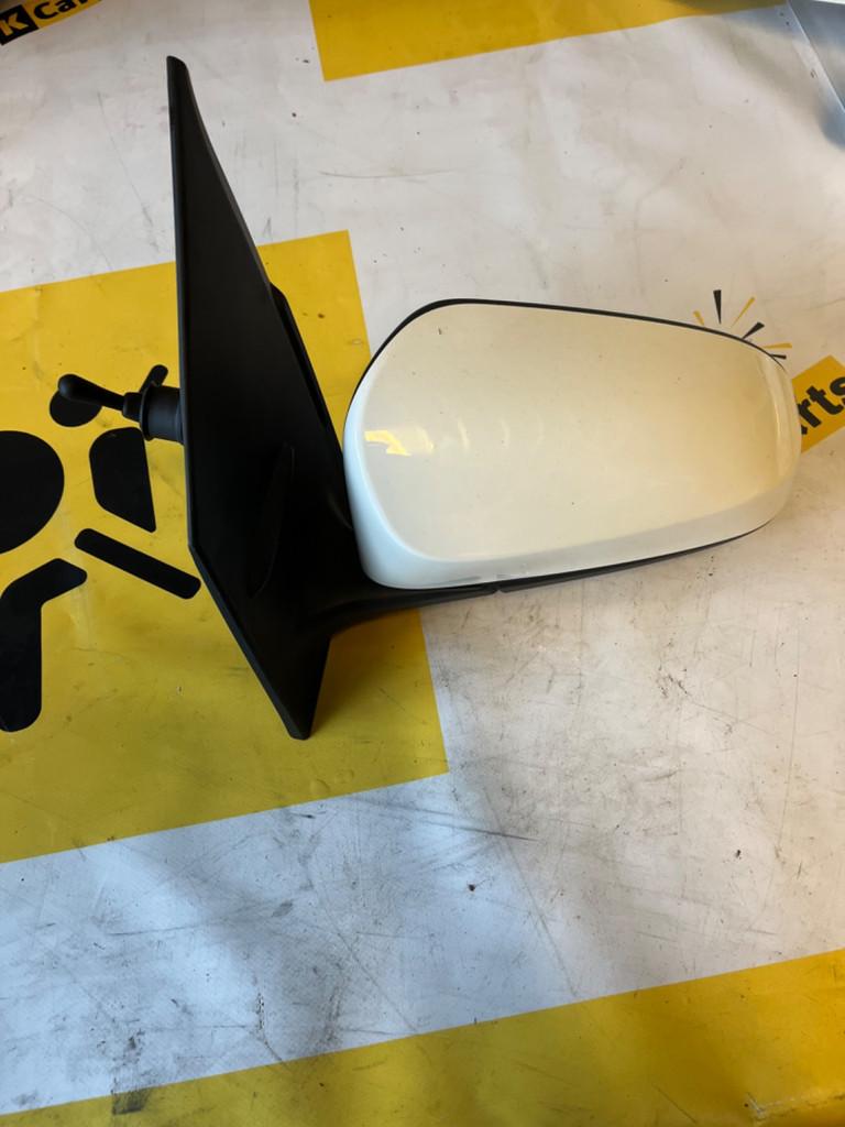 Zijspiegel Toyota Aygo Peugeot 108 C1 2326.31.017 Links, Auto-onderdelen, Info@fabrikant.eu, Fabrikantstraat 1
1000 AA  Amsterdam, NL