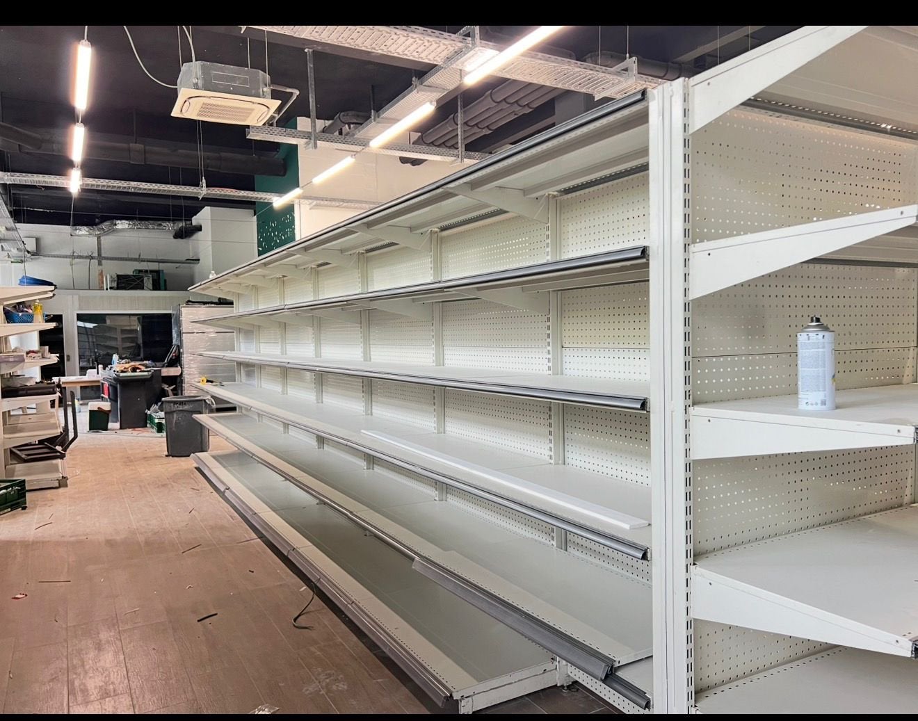 Winkel rekken Gondela, Ophalen
