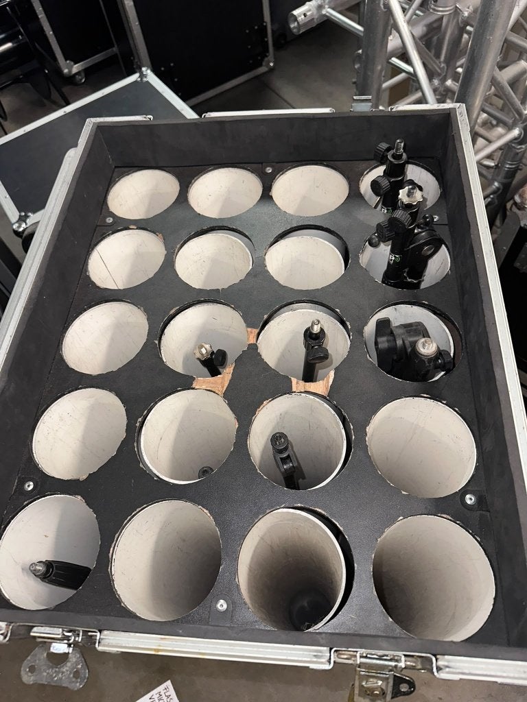 Professionele Flightcase voor 20 Microfoonstatieven, Musique & Instruments, Enlèvement, Utilisé, Autres instruments, Flight case
